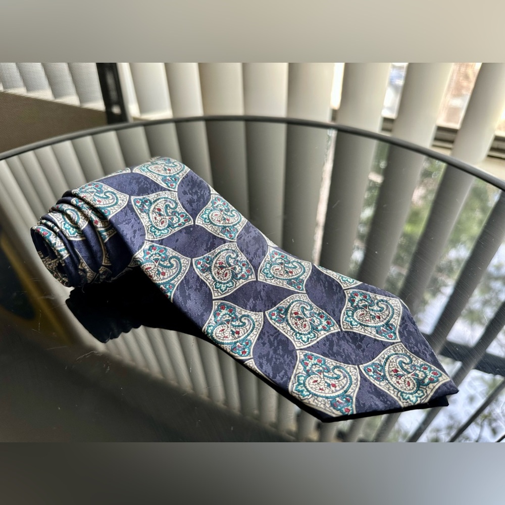 Royal Knight | Necktie | This is apart of what I call Collections by Oscar